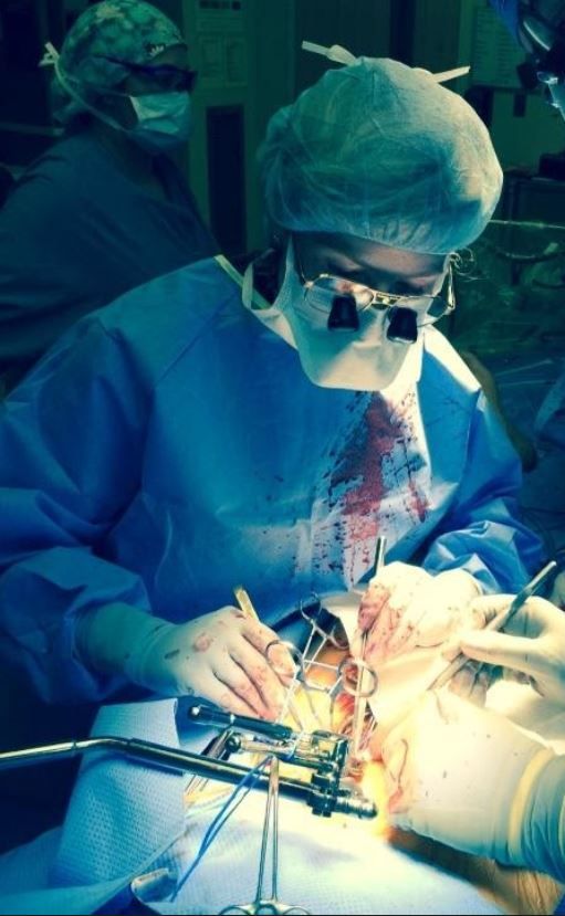 Dr. Ellen operating on a patient | Seattle, WA | Boxbar Vascular